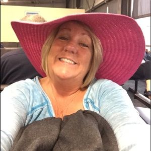 Meet your Posher, Sheri